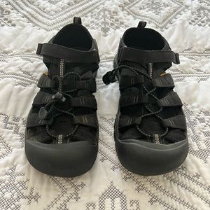 Keen sandals kids 6